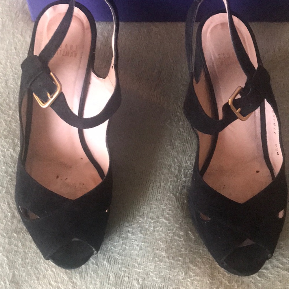 Shoes - Picture 2 of 4